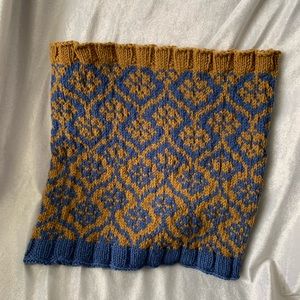 New Cowl/Circle Scarf Merino Wool Hand Knit Fair Isle